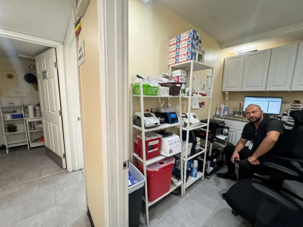 On-site lab testing equipment El Cajon urgent care