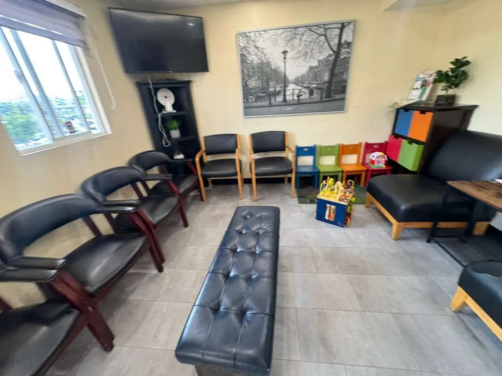 Walk-in urgent care waiting room at El Cajon Mollison location